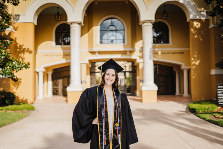 UCF Rosen Graduation Photographer